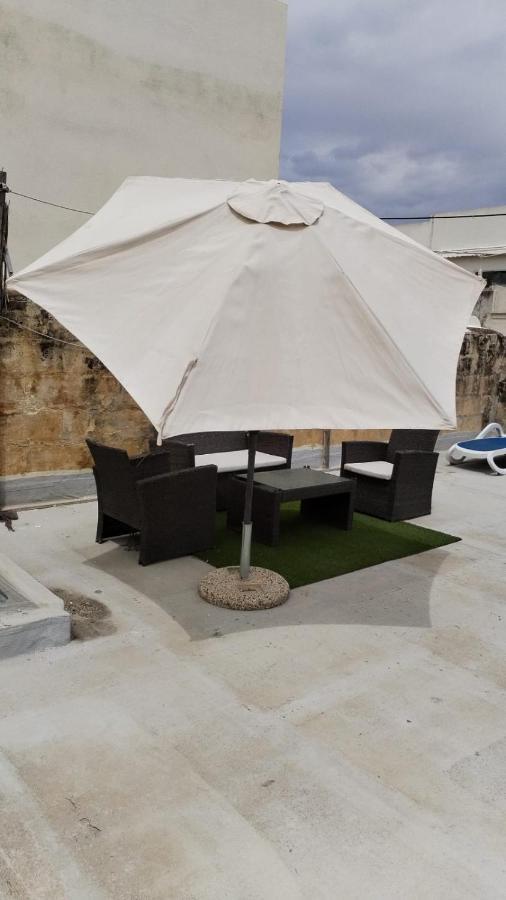 Spacious 4-Bedrooms Townhouse In Tas-سليمة المظهر الخارجي الصورة